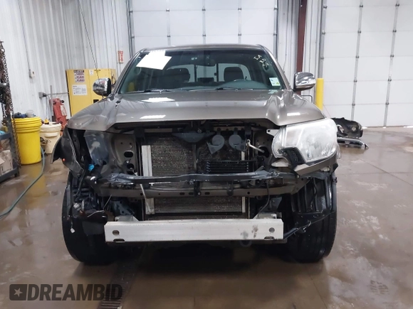 2014 Toyota Tacoma PreRunner with VIN 3TMJU4GNXEM164507, listed as a IAAI auction lot 42118984 with 183,101 mi miles and . Bid and sale history available at DreamBid. Image 13.