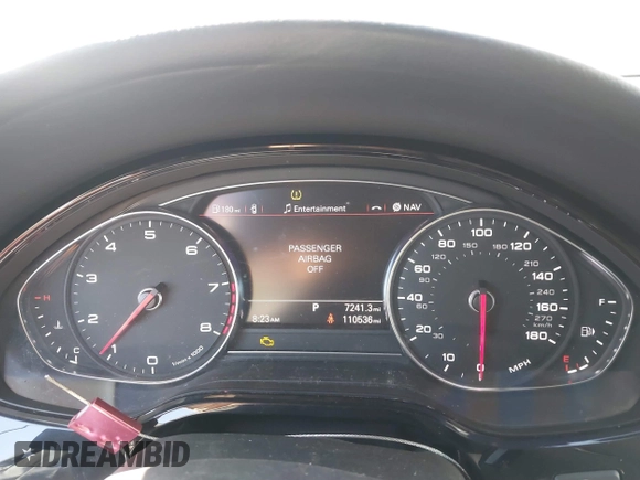 2011 Audi A8 z VIN WAURVAFD4BN020585, wystawiony jako IAAI lot #41841459 z przebiegiem 110 536 mil mil oraz . Historia ofert i sprzedaży dostępna na DreamBid. Obrazek 7.