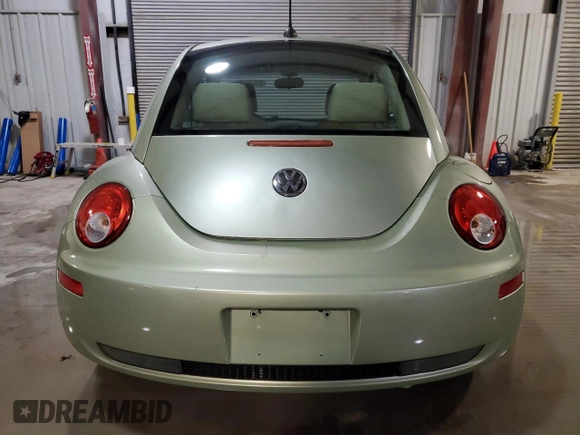 2008 Volkswagen New Beetle Coupe S with VIN 3VWPW31C48M524779, listed as a Copart auction lot 83638484 with 93,319 mi miles and Salvage Title. Bid and sale history available at carsss.com. Image 6.
