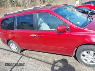 2008 Kia Sedona LX with VIN KNDMB233186262678, listed as a IAAI auction lot 41854128 with 143,829 mi miles. Bid and sale history available at carsss.com. Image 13.