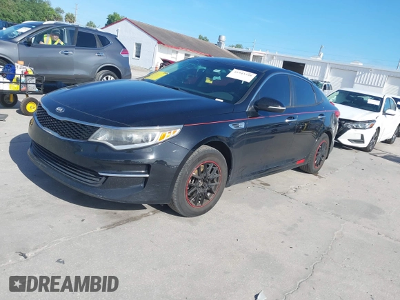 2018 Kia Optima LX with VIN 5XXGT4L33JG195305, listed as a IAAI auction lot 41943348 with 174,458 mi miles. Bid and sale history available at carsss.com. Image 17.