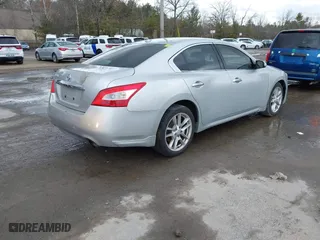 2010 Nissan Maxima 3.5 SV w/Premium Pkg with VIN 1N4AA5AP6AC843054, listed as a IAAI auction lot 41734459 with 194,123 mi miles. Bid and sale history available at carsss.com. Image 4.