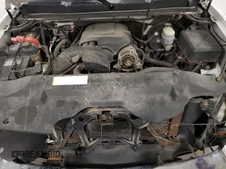 2009 Chevrolet Silverado 1500 LT with VIN 1GCEK290X9Z268285, listed as a Copart auction lot 53468935 with 178,263 mi miles and Salvage Title. Bid and sale history available at DreamBid. Image 11.