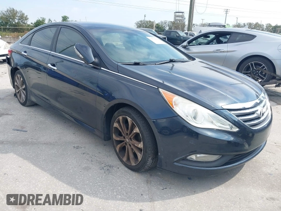 2014 Hyundai Sonata Limited with VIN 5NPEC4AB0EH935405, listed as a IAAI auction lot 41519802 with 159,707 mi miles and . Bid and sale history available at DreamBid. Image 1.