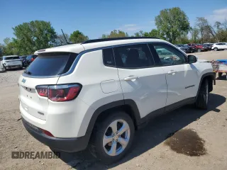 2019 Jeep Compass Latitude with VIN 3C4NJCBB7KT854959, listed as a Copart auction lot 55556235 with 53,470 mi miles and Salvage title. Bid and sale history available at DreamBid. Image 3.