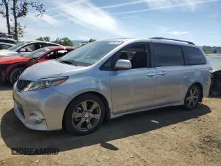 2017 Toyota Sienna SE with VIN 5TDXZ3DC1HS779282, listed as a Copart auction lot 54265745 with 44,395 mi miles and Salvage title. Bid and sale history available at DreamBid. Image 1.