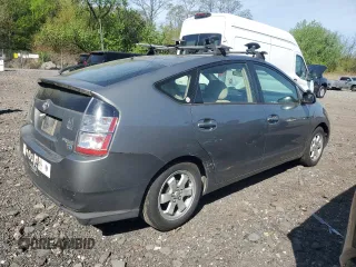 2004 Toyota Prius with VIN JTDKB20U240111107, listed as a Copart auction lot 55213835 with 208,083 mi miles and Clean Title. Bid and sale history available at DreamBid. Image 3.
