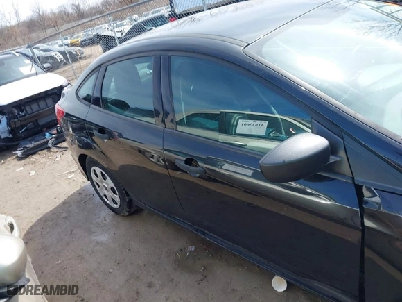 2013 Ford Focus S with VIN 1FADP3E27DL261340, listed as a IAAI auction lot 41864213 with NaN miles. Bid and sale history available at carsss.com. Image 14.