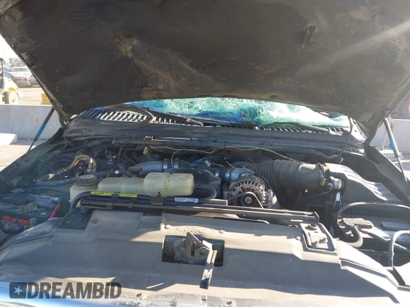 2002 Ford F-250 XL with VIN 1FTNX21F02EA20965, listed as a IAAI auction lot 41719804 with 271,969 mi miles and . Bid and sale history available at DreamBid. Image 6.