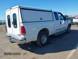 2000 Ford F-250 XL with VIN 1FTNX20L7YEB45347, listed as a IAAI auction lot 41867503 with 101,212 mi miles and . Bid and sale history available at DreamBid. Image 4.