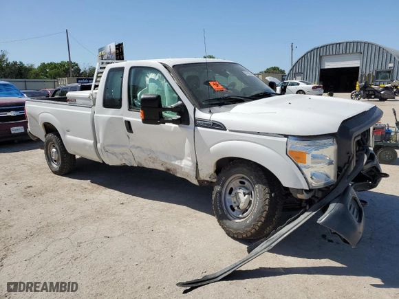 2016 Ford Super Duty F-250 SRW XLT with VIN 1FT7X2A61GEC25758, listed as a Copart auction lot 54184564 with 204,485 mi miles and Salvage Title. Bid and sale history available at carsss.com. Image 4.