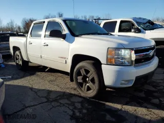 2008 Chevrolet Silverado 1500 LTZ with VIN 2GCEK13Y381187354, listed as a Copart auction lot 84293494 with 112,771 mi miles and Salvage Title. Bid and sale history available at carsss.com. Image 4.