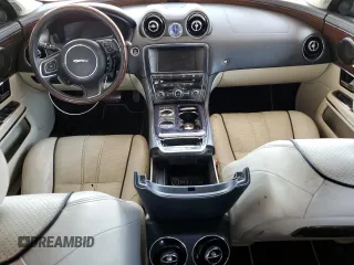 2012 Jaguar XJ Supercharged with VIN SAJWA2GE1CMV28584, listed as a Copart auction lot 63313275 with 74,023 mi miles and Clean title. Bid and sale history available at DreamBid. Image 8.