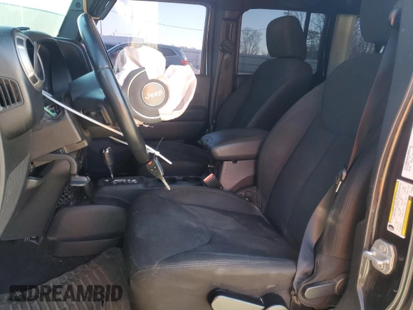 2014 Jeep Wrangler Unlimited Sport with VIN 1C4BJWDG8EL261074, listed as a Copart auction lot 87631195 with 163,225 mi miles and Salvage Title. Bid and sale history available at carsss.com. Image 7.