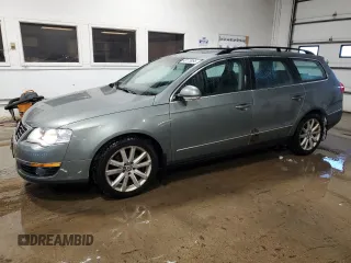 2007 Volkswagen Passat Lux with VIN WVWTK93C37E113066, listed as a Copart auction lot 48175995 with 239,793 mi miles and Salvage title. Bid and sale history available at DreamBid. Image 1.