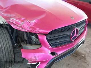 2018 Mercedes-Benz GLC 300 with VIN WDC0G4JB9JV048422, listed as a IAAI auction lot 41772883 with 143,331 mi miles and . Bid and sale history available at DreamBid. Image 6.