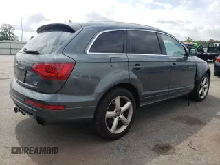 2014 Audi Q7 S line Prestige with VIN WA1DGAFE8ED007147, listed as a Copart auction lot 60311395 with 176,541 mi miles and Salvage title. Bid and sale history available at DreamBid. Image 3.