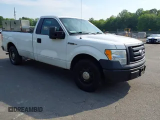 2010 Ford F-150 XL с VIN 1FTMF1CW7AKE72191, выставлен на аукционе IAAI как лот 42381047 с пробегом 236 384 миль миль и . История ставок и продаж доступна на DreamBid. Изображение 1.