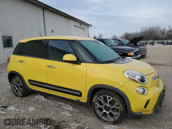 2014 FIAT 500L Trekking with VIN ZFBCFADH5EZ009882, listed as a Copart auction lot 41487155 with 55,122 mi miles and Salvage Title. Bid and sale history available at DreamBid. Image 4.
