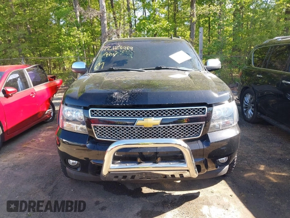2013 Chevrolet Avalanche LS with VIN 3GNTKEE76DG197730, listed as a IAAI auction lot 42128989 with 105,722 mi miles and . Bid and sale history available at DreamBid. Image 13.