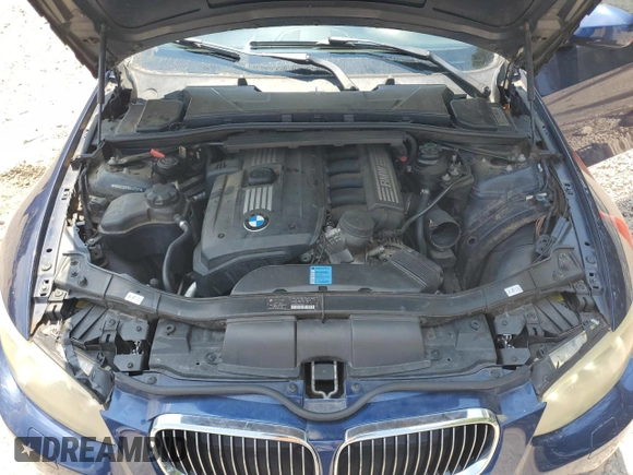 2011 BMW 3 Series 328i with VIN WBAKE3C51BE441707, listed as a Copart auction lot 62581005 with 132,115 mi miles and Salvage title. Bid and sale history available at DreamBid. Image 11.