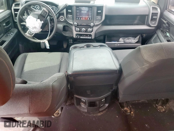2020 Ram 2500 Tradesman z VIN 3C6UR5HLXLG250095, wystawiony jako Copart lot #54926235 z przebiegiem 197 992 mil mil oraz Nie do naprawy • Non repairable. Historia ofert i sprzedaży dostępna na DreamBid. Obrazek 8.