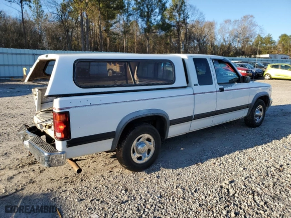 1995 Dodge Dakota with VIN 1B7GL23X4SS233039, listed as a Copart auction lot 86327334 with 225,086 mi miles and Salvage Title. Bid and sale history available at carsss.com. Image 3.
