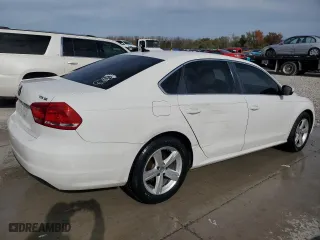 2013 Volkswagen Passat TDI SE w/Sunroof with VIN 1VWBN7A32DC012759, listed as a Copart auction lot 79633134 with 184,386 mi miles and Salvage Title. Bid and sale history available at carsss.com. Image 3.