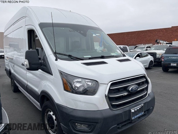 2020 Ford Transit Cargo z VIN 1FTBW3X87LKB80879, wystawiony jako IAAI lot #42546000 z przebiegiem 104 720 mil mil oraz . Historia ofert i sprzedaży dostępna na DreamBid. Obrazek 11.