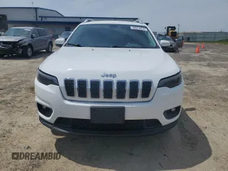 2019 Jeep Cherokee Latitude Plus with VIN 1C4PJMLB3KD405121, listed as a Copart auction lot 55974375 with 39,640 mi miles and Salvage title. Bid and sale history available at DreamBid. Image 5.
