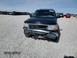 2000 Ford Expedition XLT with VIN 1FMPU16LXYLB28407, listed as a Copart auction lot 44970675 with 197,690 mi miles and Clean Title. Bid and sale history available at DreamBid. Image 12.