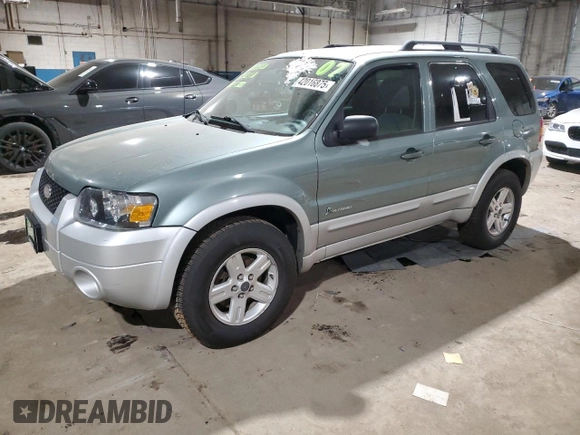 2007 Ford Escape Hybrid with VIN 1FMCU49H67KA75975, listed as a Copart auction lot 42016875 with 121,051 mi miles and Clean Title. Bid and sale history available at carsss.com. Image 1.