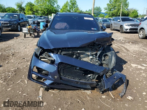 2019 Jaguar F-Pace 25t Premium with VIN SADCJ2FX0KA601596, listed as a Copart auction lot 61056715 with Not provided miles and Salvage title. Bid and sale history available at DreamBid. Image 5.