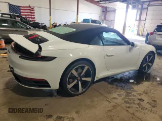2021 Porsche 911 Carrera with VIN WP0CA2A96MS239369, listed as a Copart auction lot 70894153 with 8,687 mi miles. Bid and sale history available at carsss.com. Image 3.