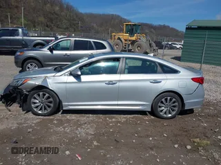 2017 Hyundai Sonata Sport with VIN 5NPE34AF6HH570154, listed as a IAAI auction lot 41991140 with 88,084 mi miles. Bid and sale history available at carsss.com. Image 14.