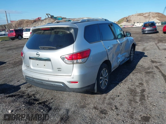 2013 Nissan Pathfinder Platinum with VIN 5N1AR2MM5DC676687, listed as a IAAI auction lot 42178495 with 71,937 mi miles and . Bid and sale history available at DreamBid. Image 4.