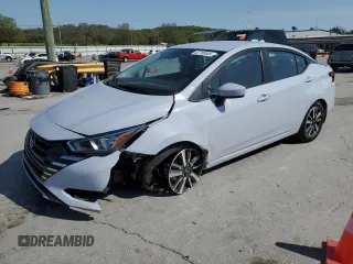 2023 Nissan Versa SV z VIN 3N1CN8EV6PL822397, wystawiony jako Copart lot #52700845 z przebiegiem 22 777 mil mil oraz Szkoda całkowita • Salvage title. Historia ofert i sprzedaży dostępna na DreamBid. Obrazek 1.