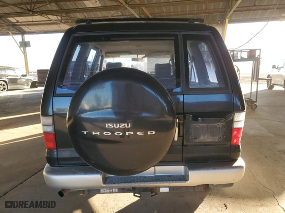 2000 Isuzu Trooper S with VIN JACDJ58X2Y7J03502, listed as a Copart auction lot 41897665 with 183,081 mi miles and Clean Title. Bid and sale history available at carsss.com. Image 6.