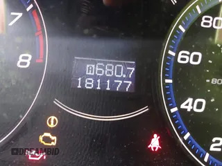 2008 Acura TSX z VIN JH4CL96828C019969, wystawiony jako IAAI lot #41857651 z przebiegiem 181 177 mil mil oraz . Historia ofert i sprzedaży dostępna na DreamBid. Obrazek 14.