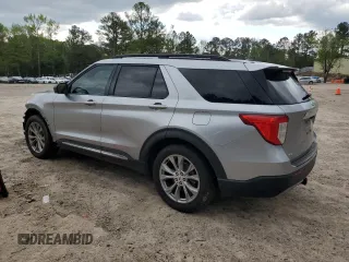 2022 Ford Explorer XLT z VIN 1FMSK7DH4NGA80828, wystawiony jako Copart lot #51954795 z przebiegiem 77 651 mil mil oraz Szkoda całkowita • Salvage title. Historia ofert i sprzedaży dostępna na DreamBid. Obrazek 2.