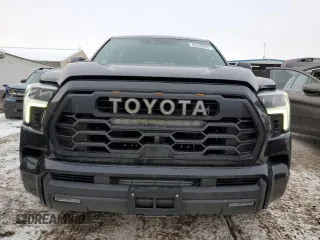 2024 Toyota Sequoia SR5 with VIN 7SVAAABA9RX045915, listed as a Copart auction lot 45540045 with 10,639 mi miles and Salvage Title. Bid and sale history available at carsss.com. Image 5.