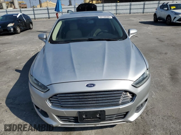 2013 Ford Fusion SE with VIN 3FA6P0HR5DR142817, listed as a Copart auction lot 55138395 with 147,211 mi miles and Salvage Title. Bid and sale history available at carsss.com. Image 5.