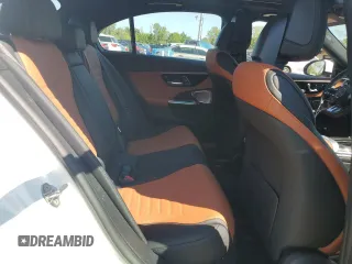 2023 Mercedes-Benz C 43 AMG z VIN W1KAF8HB9PR112024, wystawiony jako Copart lot #69120744 z przebiegiem 12 643 mil mil oraz Szkoda całkowita • Salvage title. Historia ofert i sprzedaży dostępna na DreamBid. Obrazek 10.