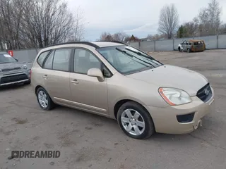 2008 Kia Rondo LX with VIN KNAFG526287153130, listed as a IAAI auction lot 41781734 with 325,970 mi miles. Bid and sale history available at carsss.com. Image 1.