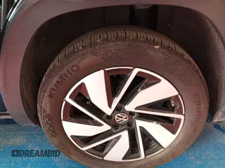 2024 Volkswagen Atlas SE with VIN 1V2HR2CA7RC565025, listed as a IAAI auction lot 42845044 with 25,080 mi miles and . Bid and sale history available at DreamBid. Image 17.