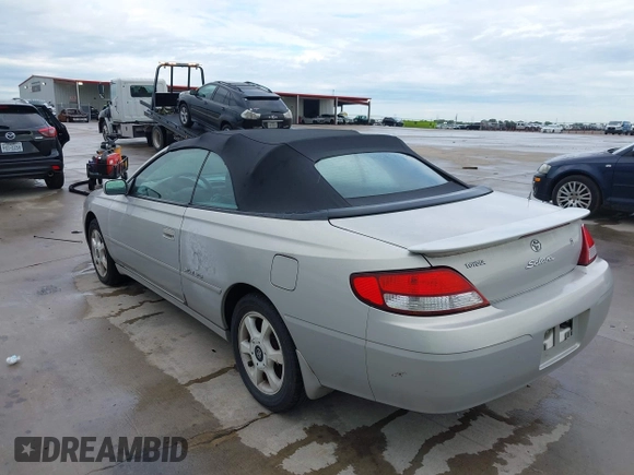2001 Toyota Solara SE z VIN 2T1FF28P11C488940, wystawiony jako IAAI lot #42223312 z przebiegiem 197 410 mil mil oraz . Historia ofert i sprzedaży dostępna na DreamBid. Obrazek 3.