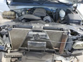 2004 GMC Sierra 1500 SLE z VIN 2GTEK13T741420716, wystawiony jako Copart lot #63201684 z przebiegiem Nie podano mil oraz Szkoda całkowita • Salvage title. Historia ofert i sprzedaży dostępna na DreamBid. Obrazek 11.