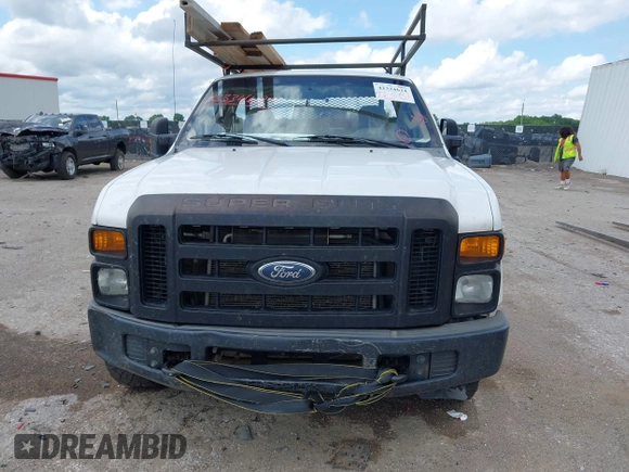 2008 Ford F-250 with VIN 1FDNF20528EB25359, listed as a IAAI auction lot 42334624 with 127,005 mi miles and . Bid and sale history available at DreamBid. Image 12.