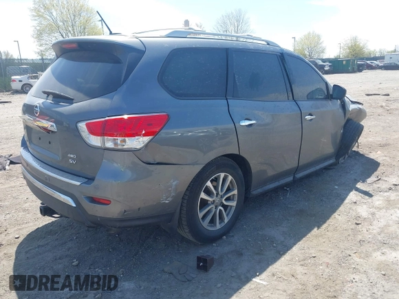 2016 Nissan Pathfinder Platinum with VIN 5N1AR2MM0GC645674, listed as a IAAI auction lot 42070490 with Not Provided miles. Bid and sale history available at carsss.com. Image 4.