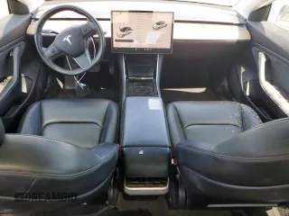 2019 Tesla Model 3 Mid Range with VIN 5YJ3E1EA3KF425125, listed as a Copart auction lot 56072995 with 105,345 mi miles and Salvage Title. Bid and sale history available at DreamBid. Image 8.